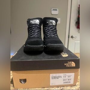 The North Face Womens Berkeley Hiker Boots
